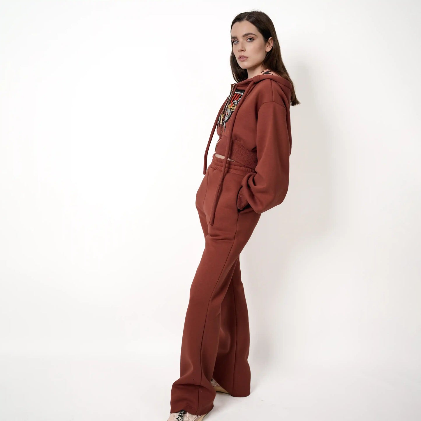 TRACKSUIT 2.30